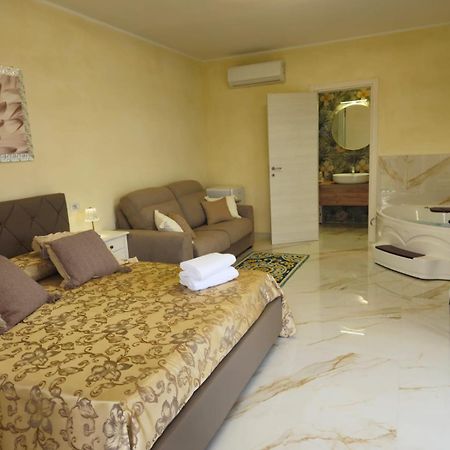 B&B Giardino Isabella Паладжано Екстериор снимка